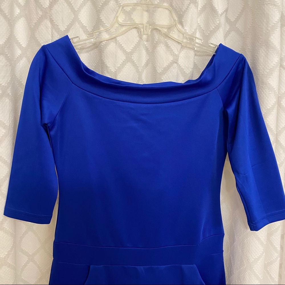 Dress - Picture 3 of 4